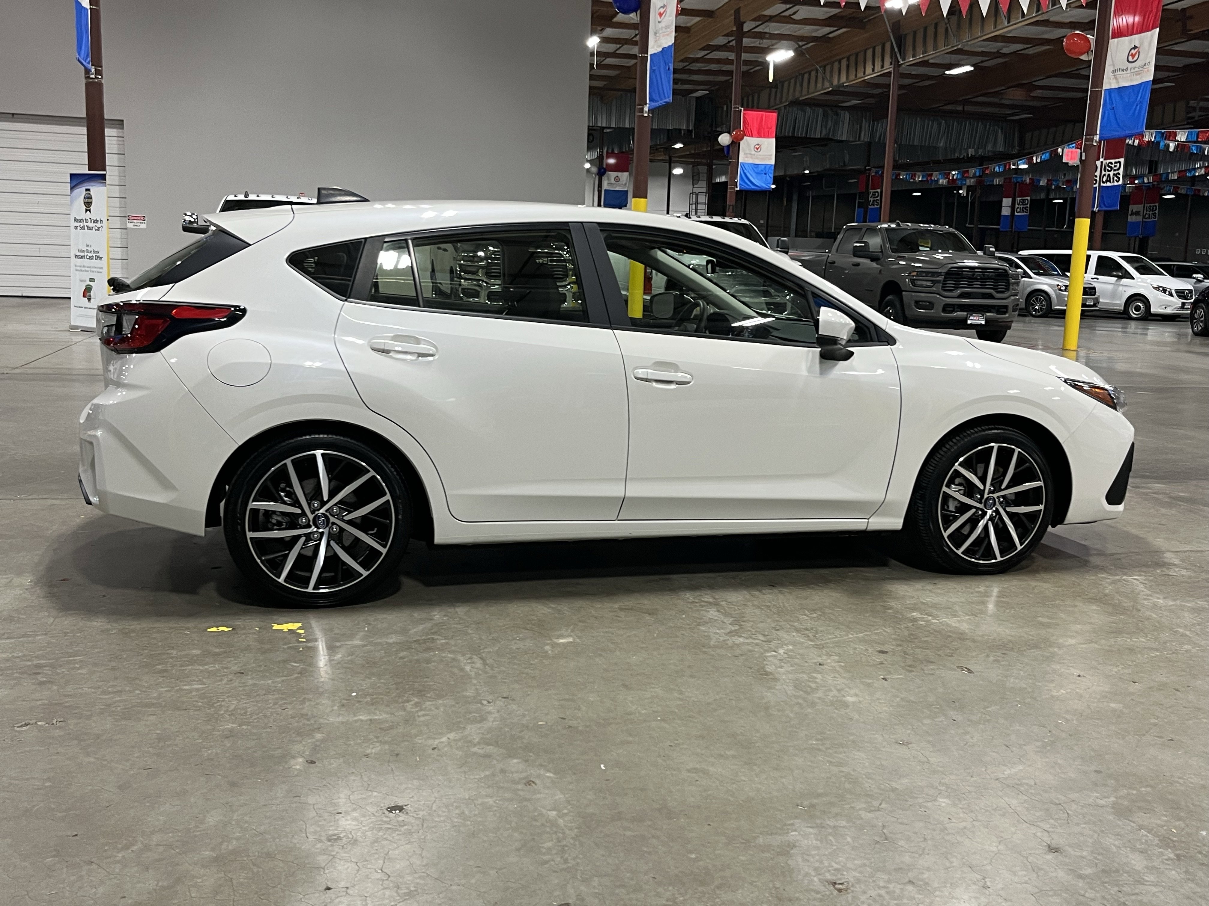 Used 2024 Subaru Impreza 2.0i Sport image 6