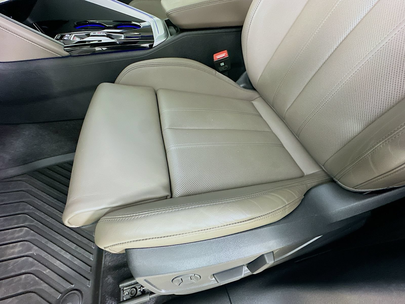 Used 2025 Audi Q5 Premium Plus w/ Premium Plus AWD/4WD image 37