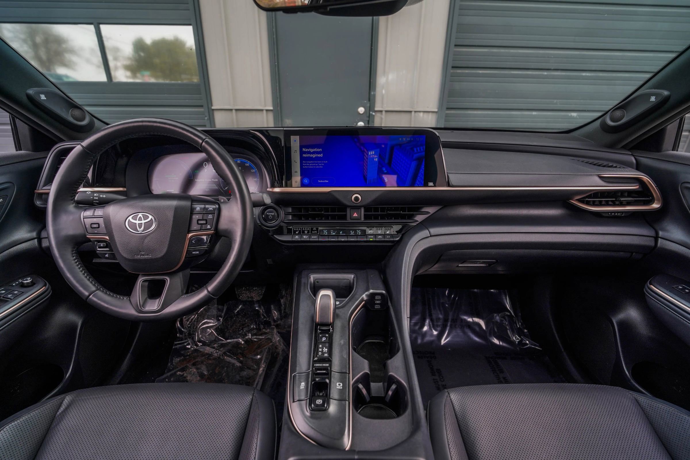 Used 2023 Toyota Crown Platinum image 16