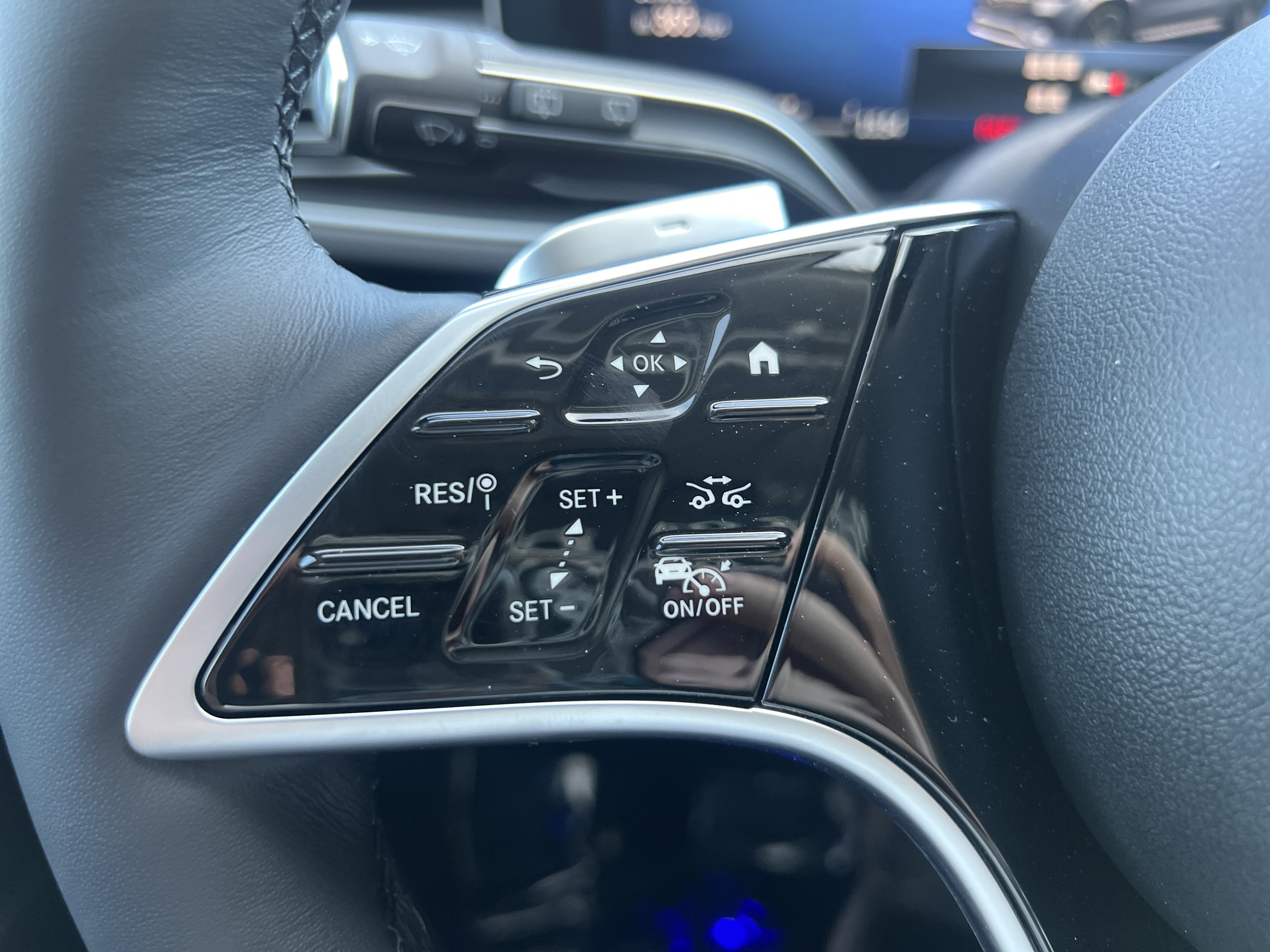 New 2026 Mercedes-Benz GLE 450 4MATIC image 16