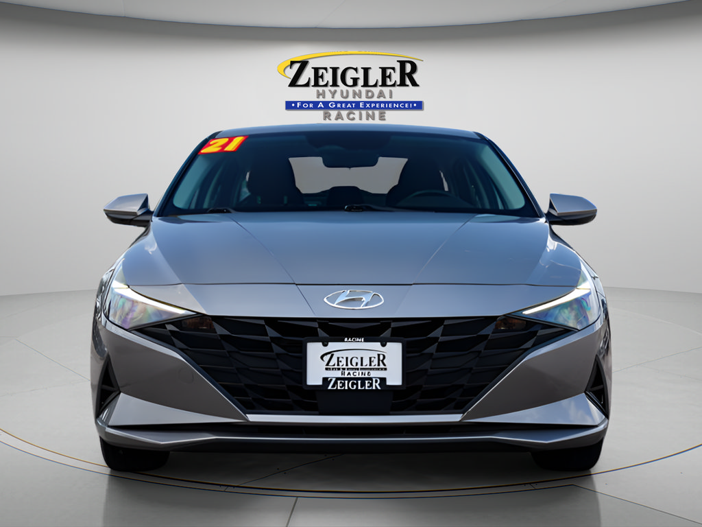 Certified 2021 Hyundai Elantra SEL w/ Convenience Package FWD image 2