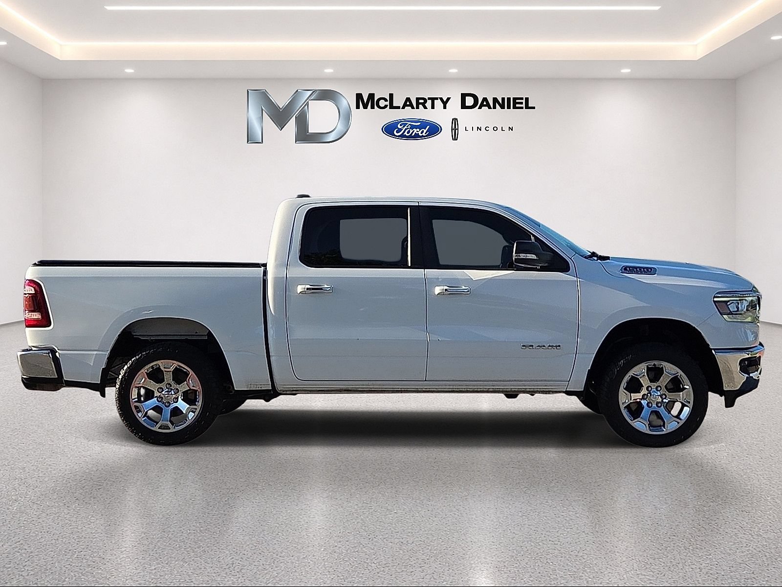 Used 2019 RAM 1500 Big Horn AWD/4WD image 6