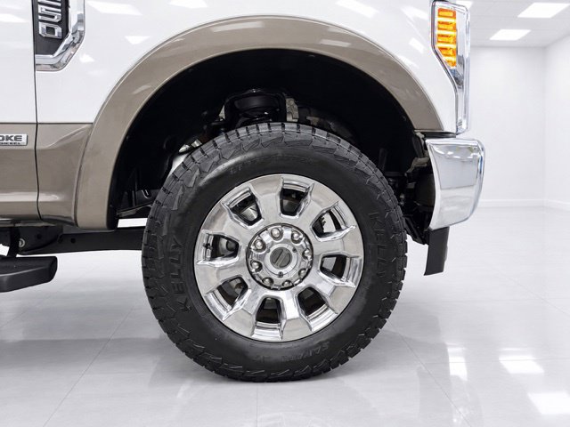 Used 2019 Ford F250 Lariat w/ Lariat Ultimate Package AWD/4WD image 12