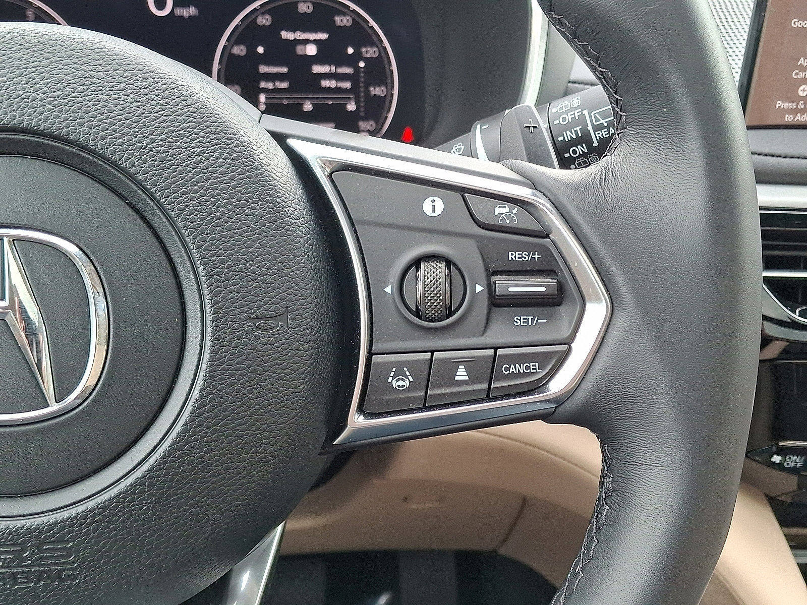 Certified 2025 Acura MDX SH-AWD w/ Technology Package image 22