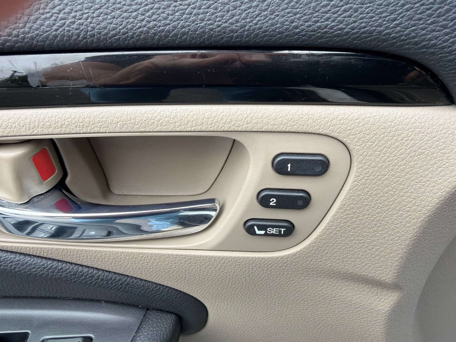 Used 2019 Honda Pilot Touring image 11