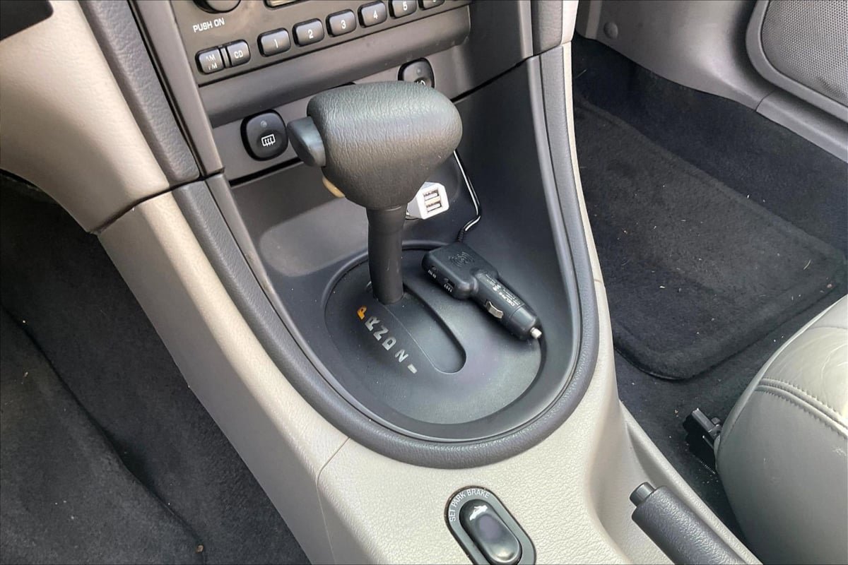 Used 2001 Ford Mustang GT Premium RWD image 18