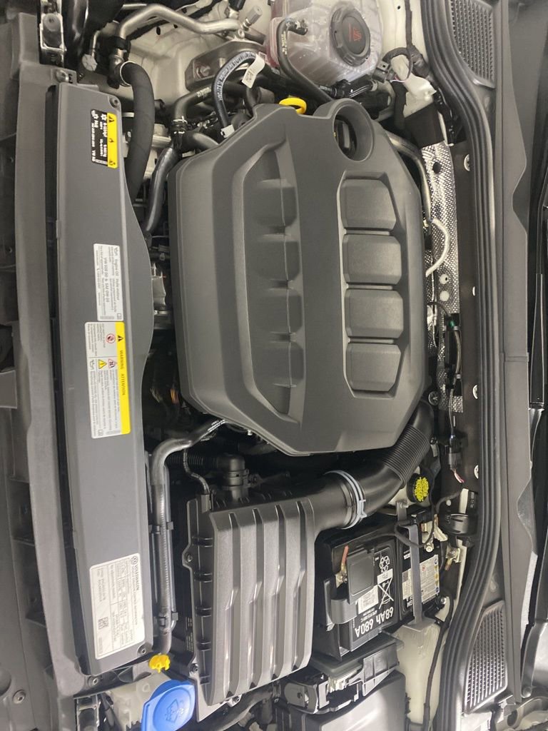 Used 2024 Volkswagen GTI SE image 31