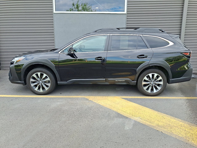 Certified 2024 Subaru Outback Limited AWD/4WD image 3
