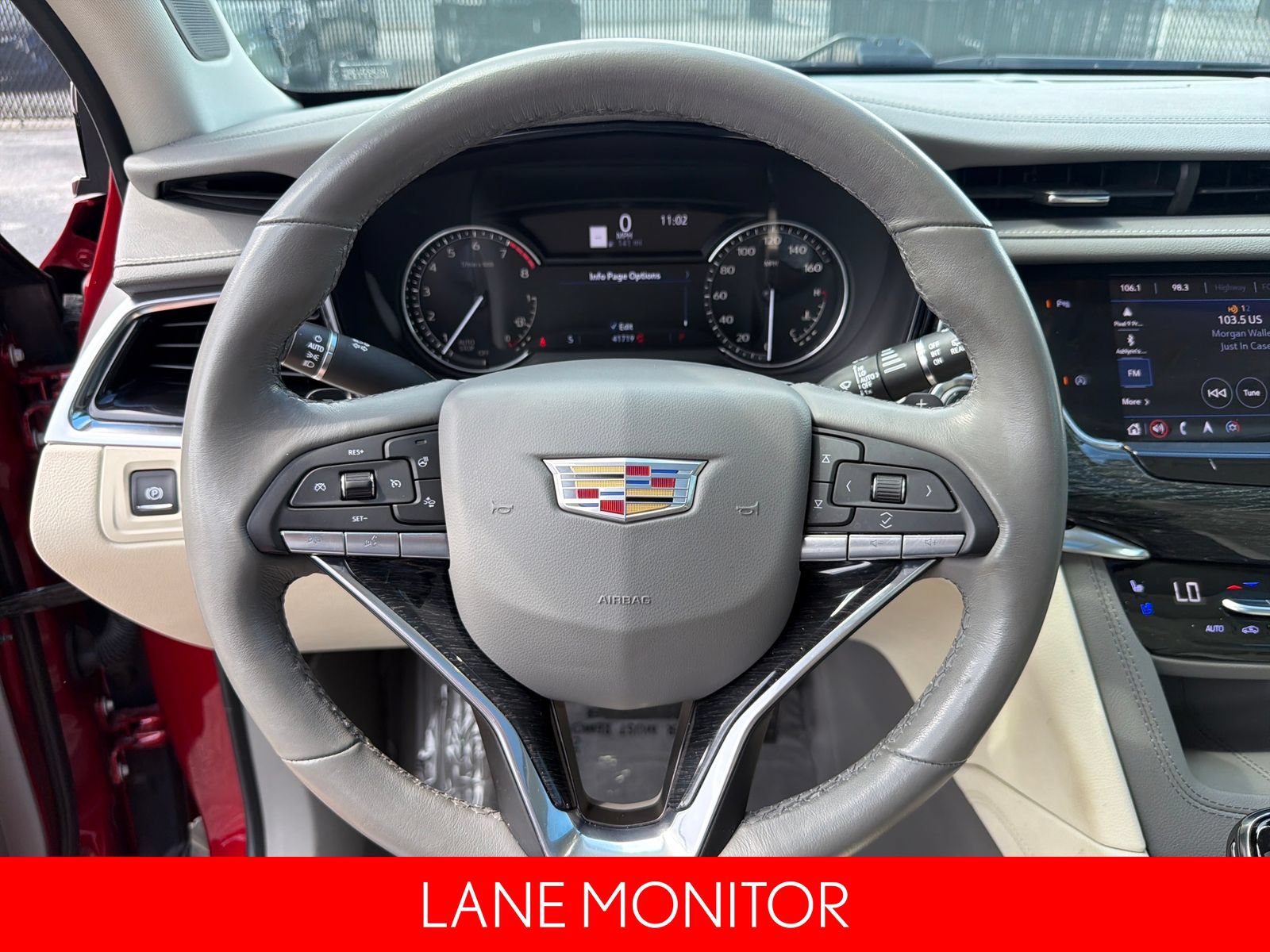 Used 2022 Cadillac XT6 Premium Luxury FWD image 15