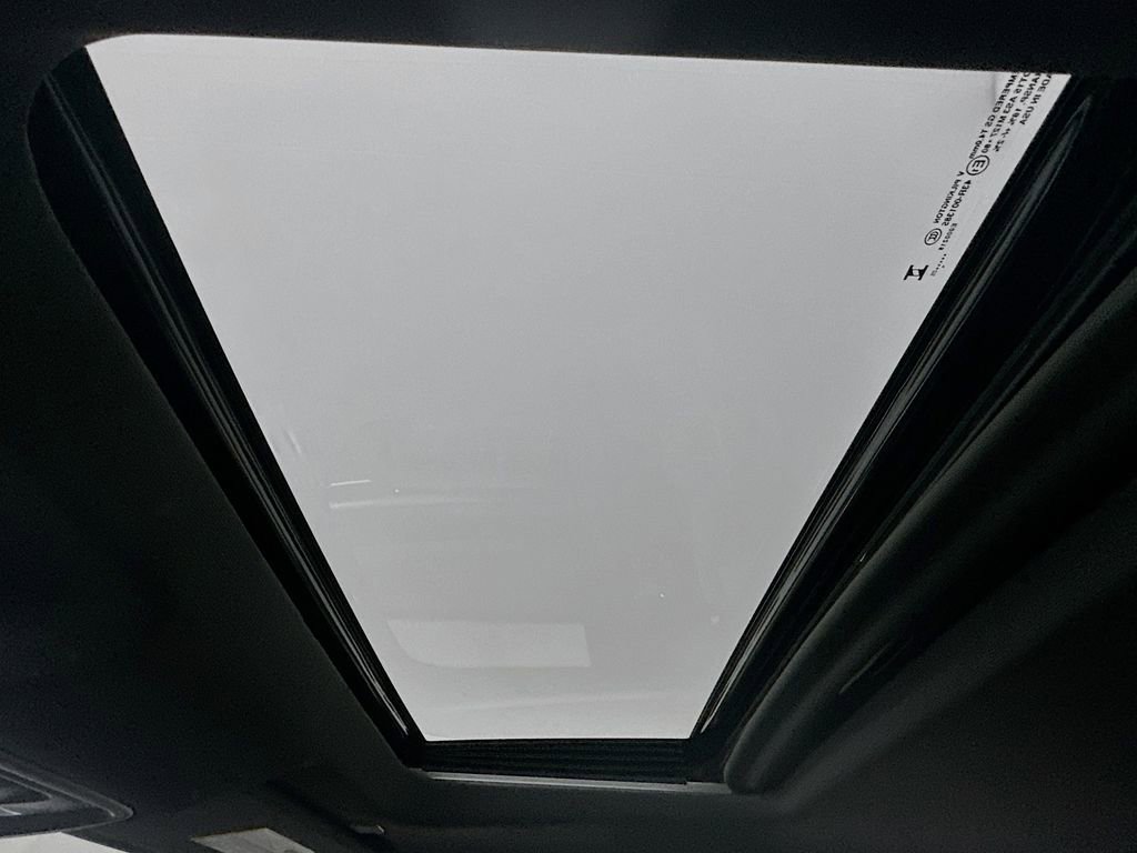 Used 2025 Chevrolet Silverado 1500 ZR2 w/ Technology Package image 21