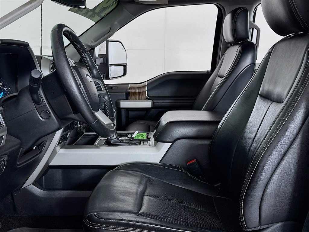 Used 2019 Ford F150 Lariat w/ Equipment Group 502A Luxury image 11