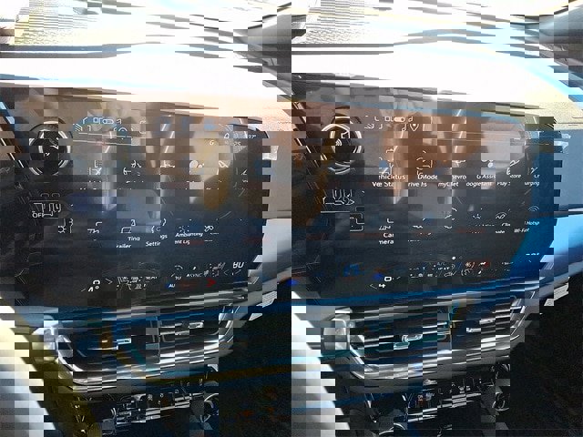 New 2026 Chevrolet Equinox EV LT image 14