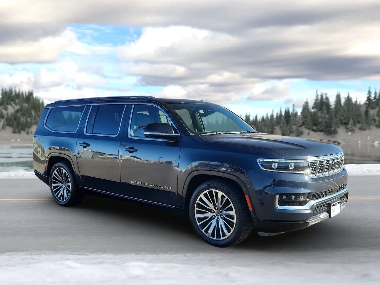 Used 2024 Jeep Grand Wagoneer L Series III image 8