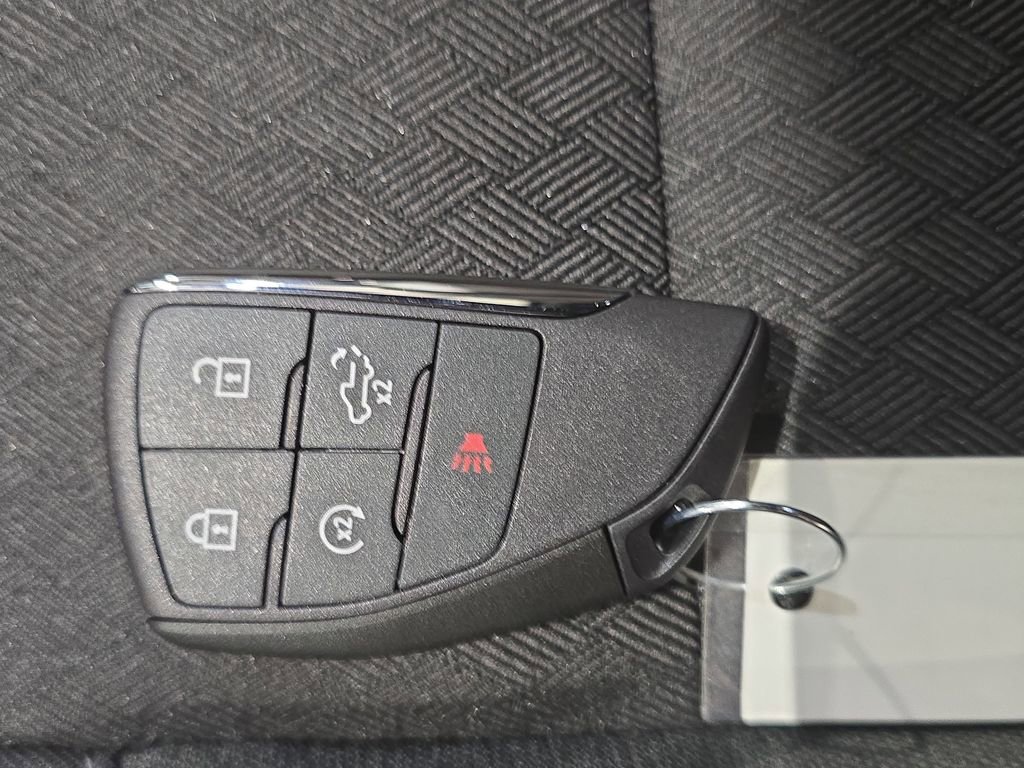 New 2026 GMC Sierra 1500 Elevation image 35