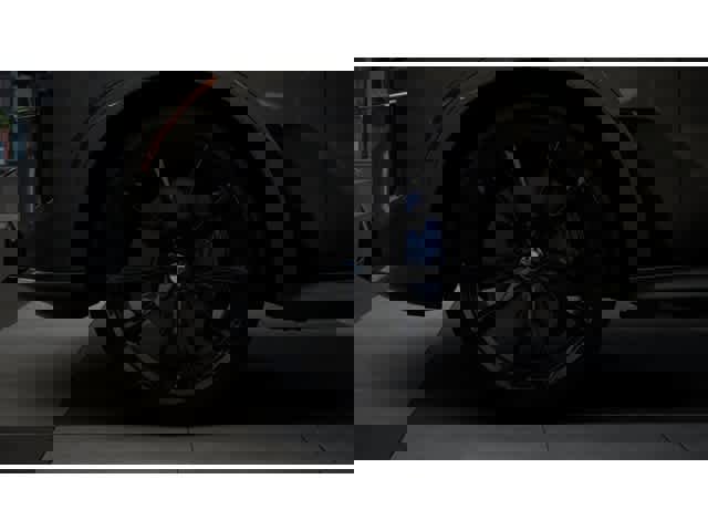 New 2026 BMW X7 M60i image 7