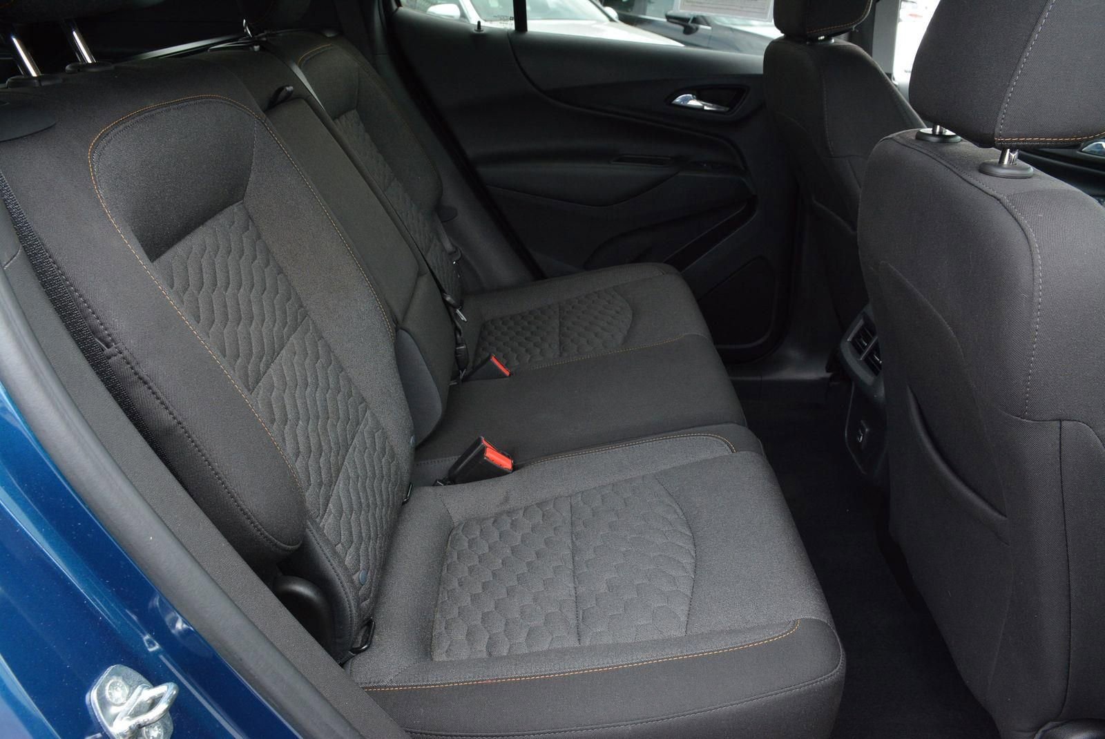 Used 2020 Chevrolet Equinox LT AWD/4WD image 19