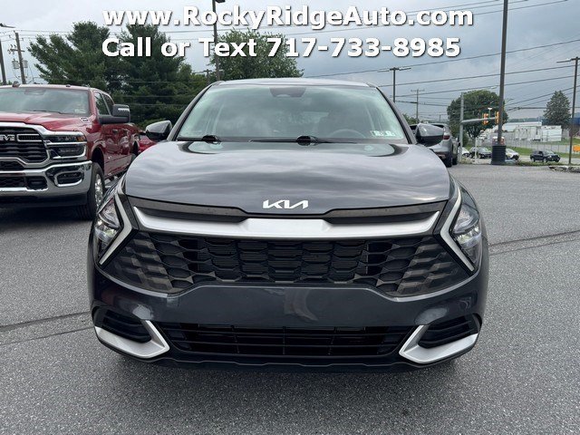 Used 2023 Kia Sportage LX AWD/4WD image 2