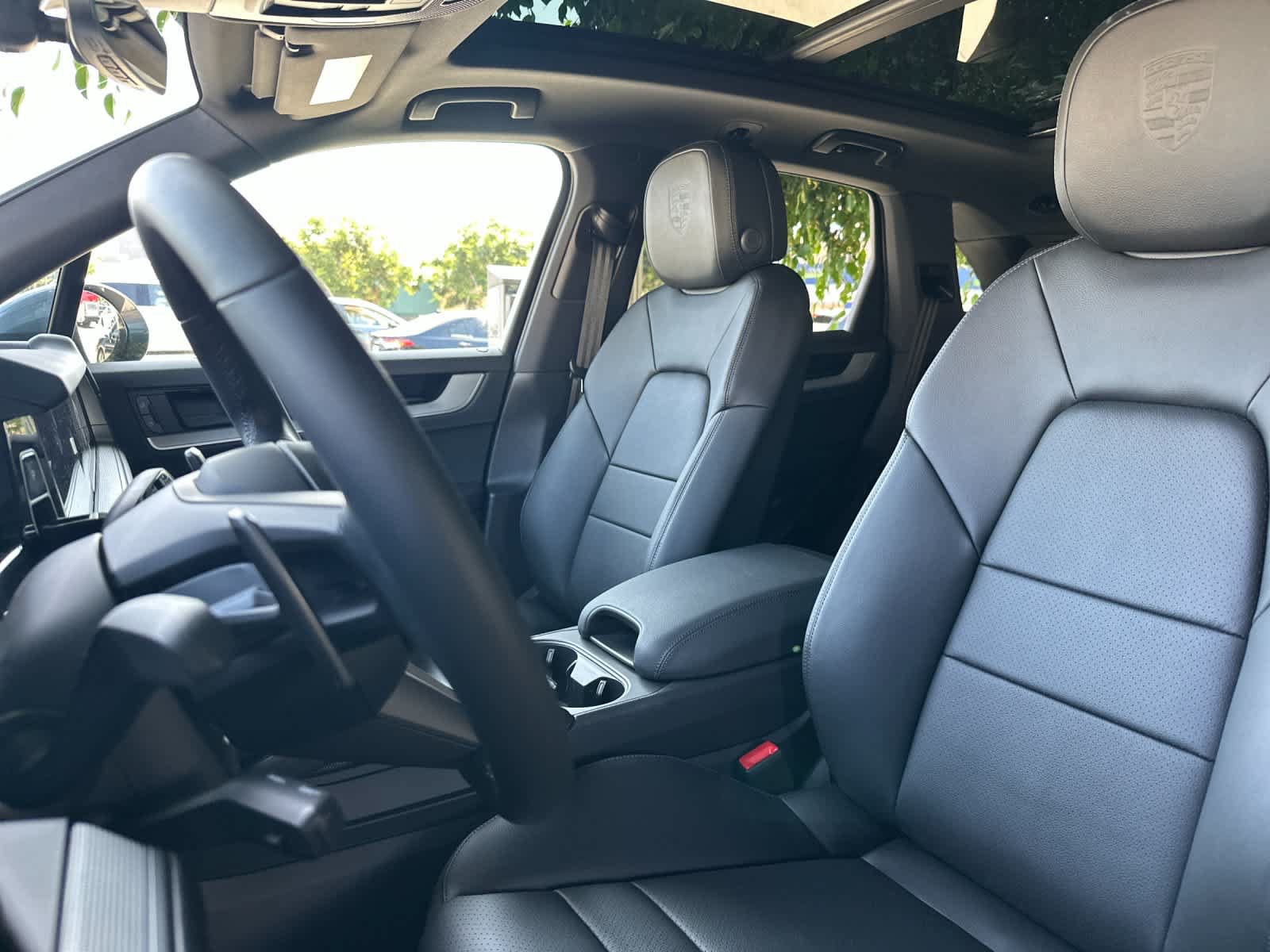 New 2026 Porsche Cayenne AWD/4WD image 5