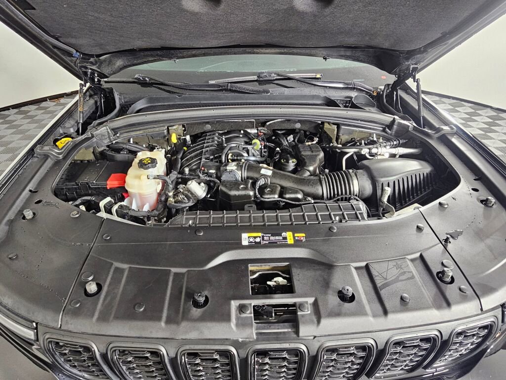 Used 2021 Jeep Grand Cherokee L Altitude image 9