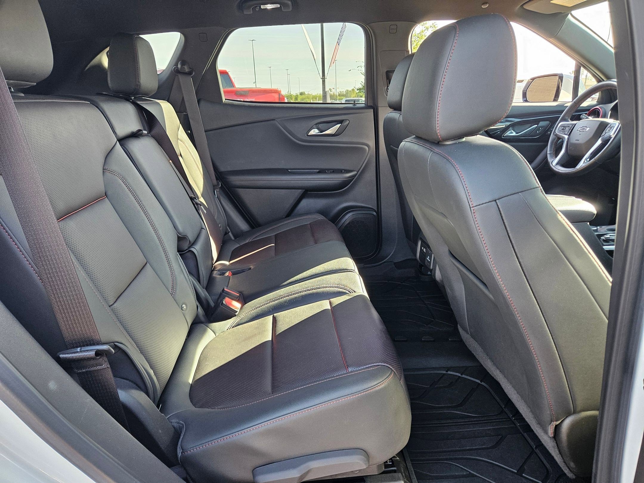 Used 2022 Chevrolet Blazer RS w/ Enhanced Convenience Package FWD image 23