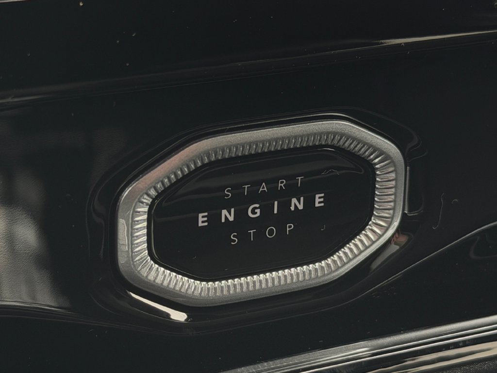 New 2026 Jeep Grand Cherokee Altitude AWD/4WD image 13