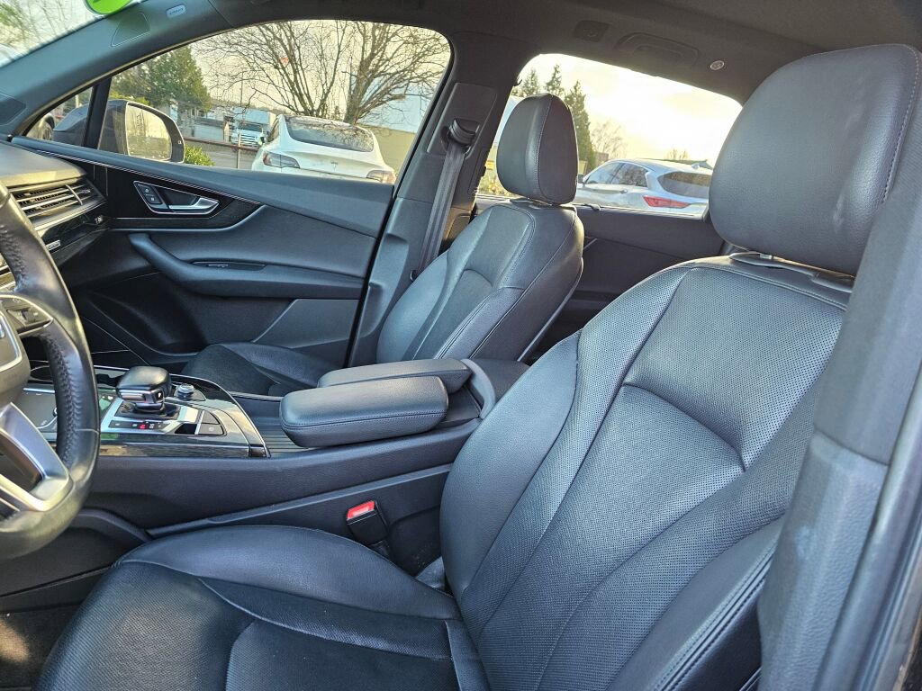 Used 2018 Audi Q7 3.0T Prestige image 25