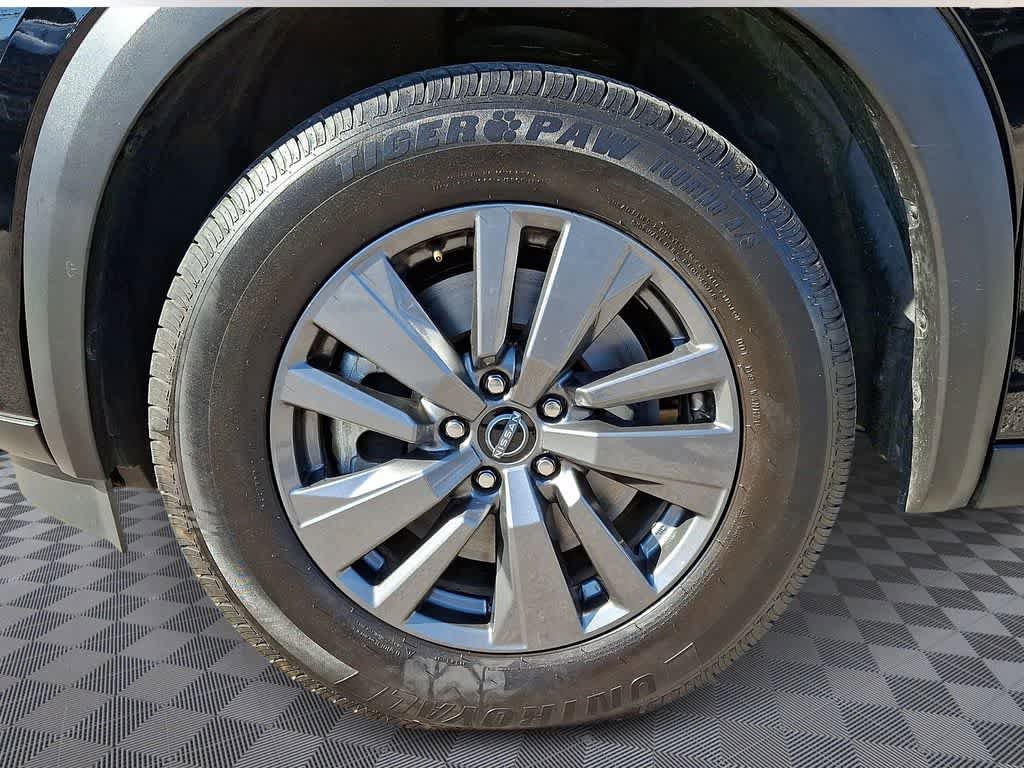 Used 2024 Nissan Pathfinder SV image 8