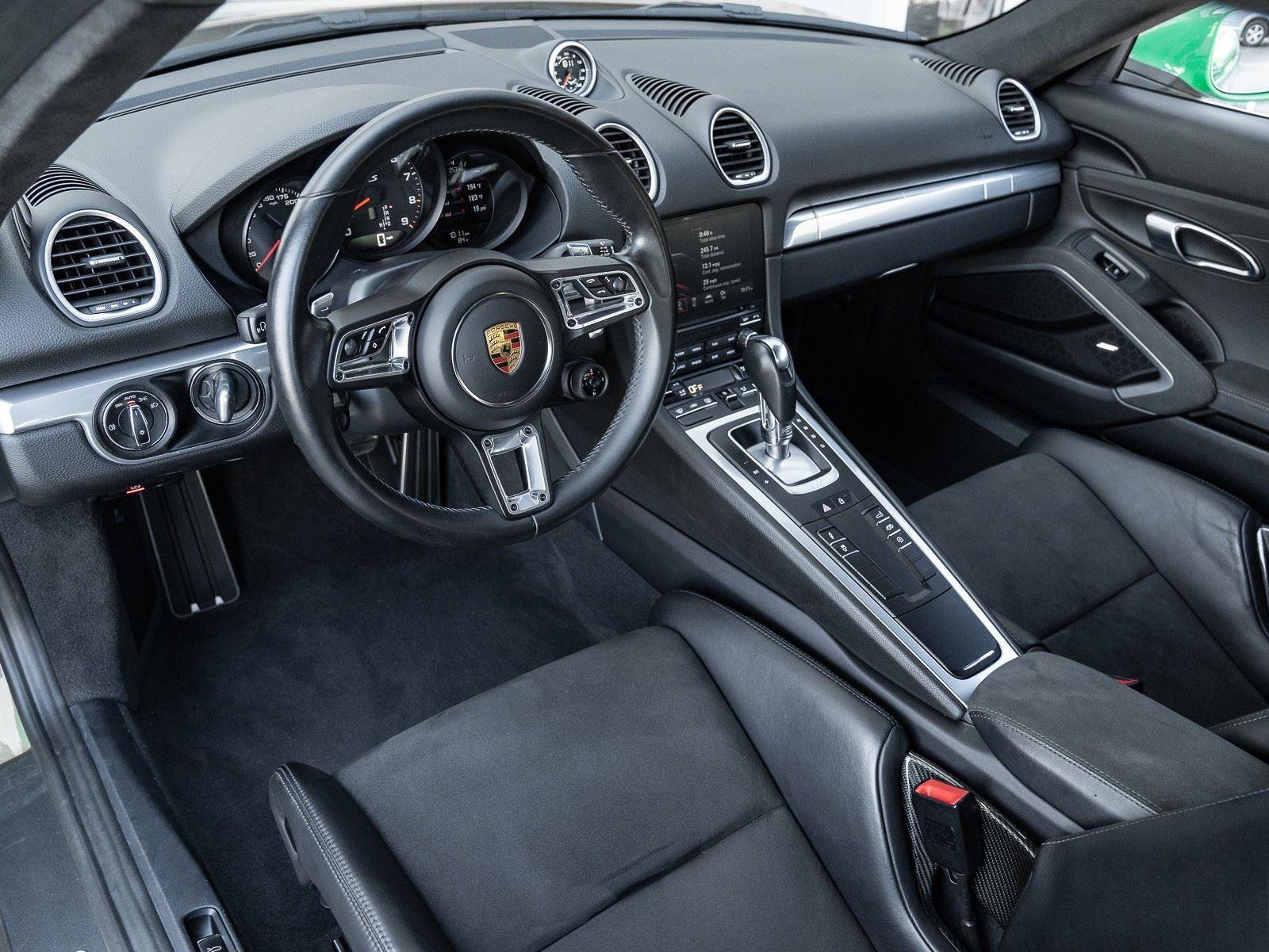 Used 2023 Porsche 718 Cayman GTS image 6
