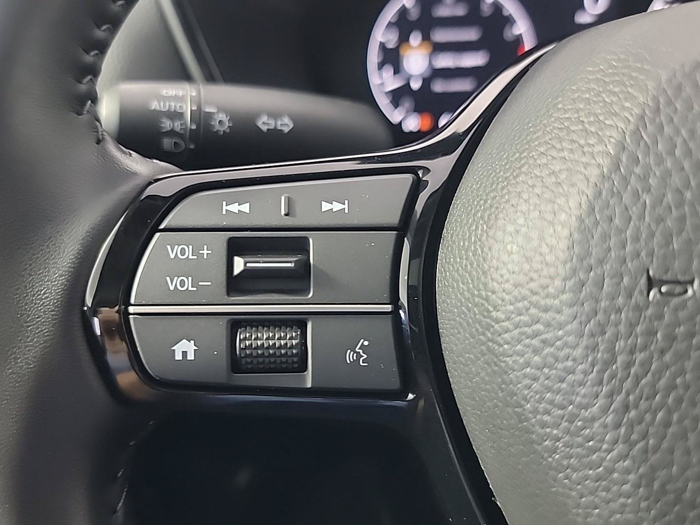 Certified 2025 Honda CR-V EX-L image 27