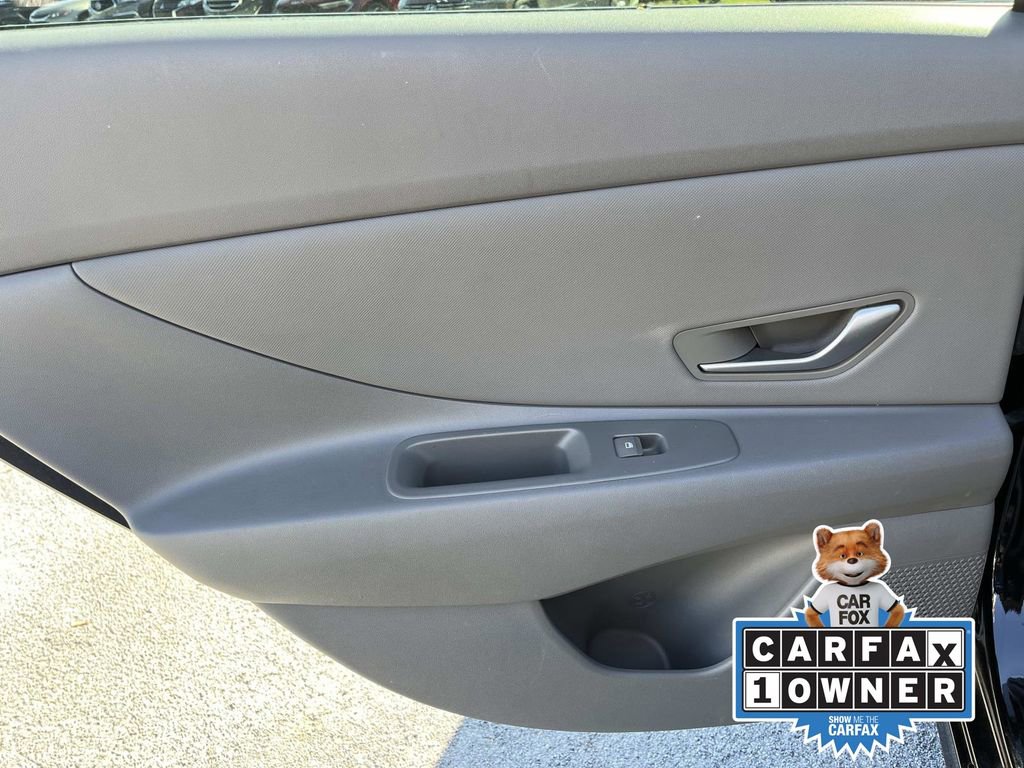 Used 2024 Hyundai Elantra SEL w/ Convenience Package image 17