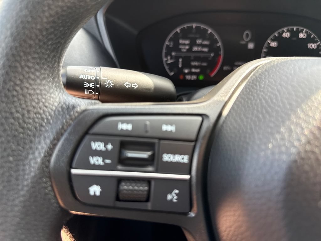 Certified 2025 Honda HR-V LX image 24
