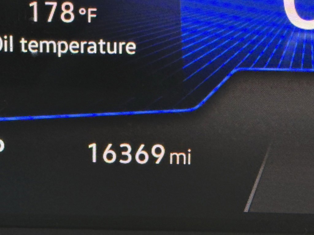 Certified 2023 Volkswagen Taos SE image 13