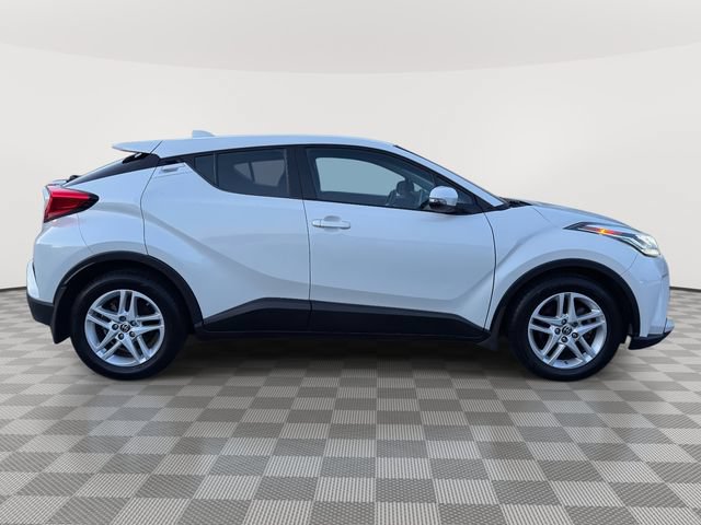 Used 2021 Toyota C-HR LE FWD image 5