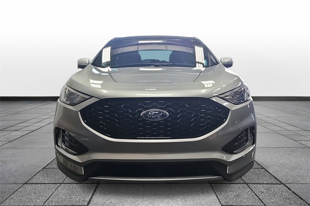Used 2024 Ford Edge ST-Line image 2