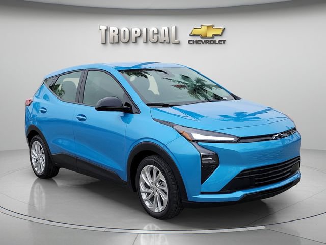New 2027 Chevrolet Bolt LT w/ Comfort Package FWD image 4
