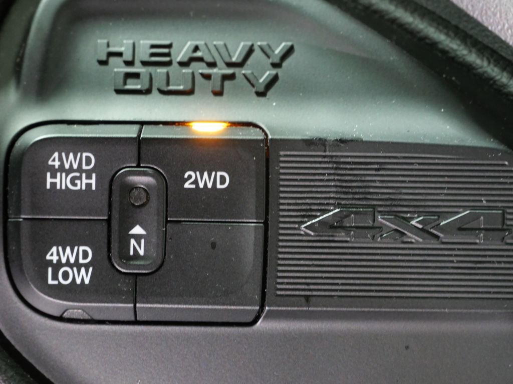 Used 2024 RAM 3500 Big Horn AWD/4WD image 24