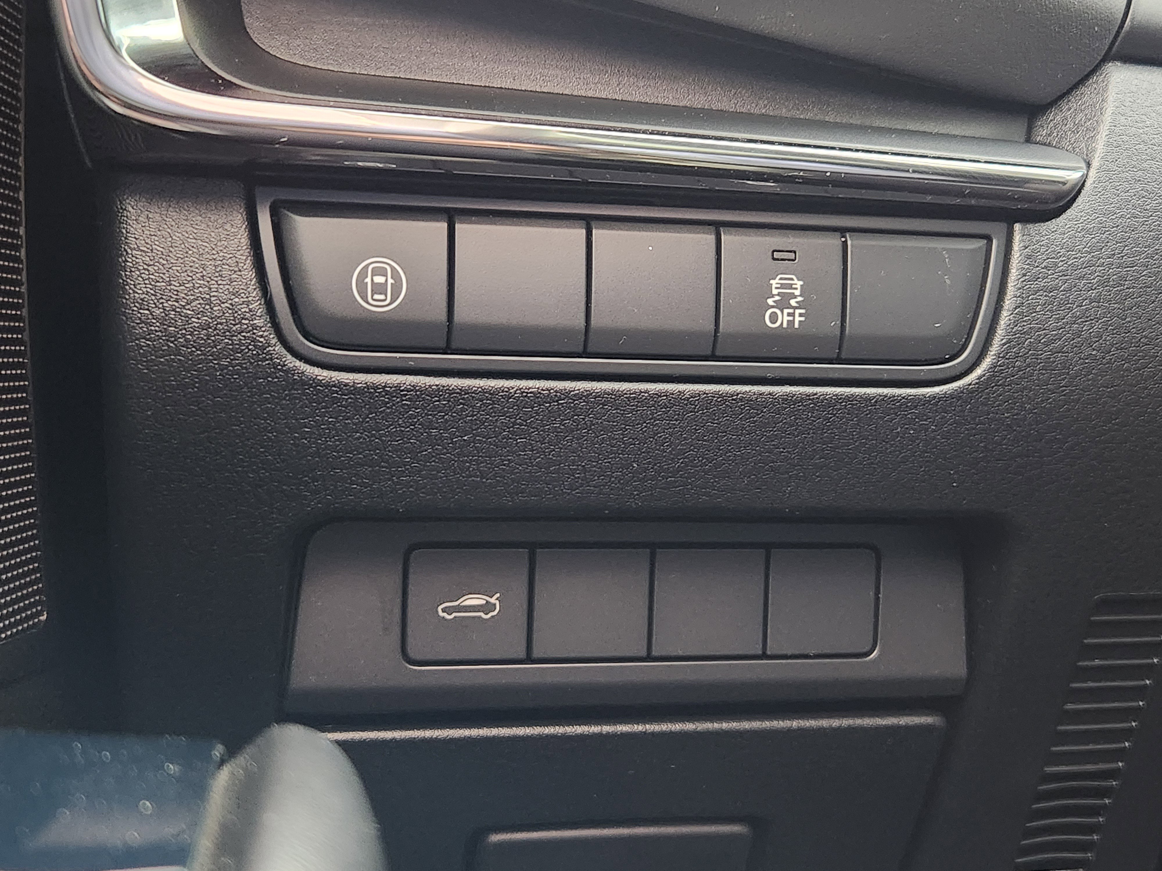 Used 2019 MAZDA MAZDA3 Sedan w/ Select Package image 27