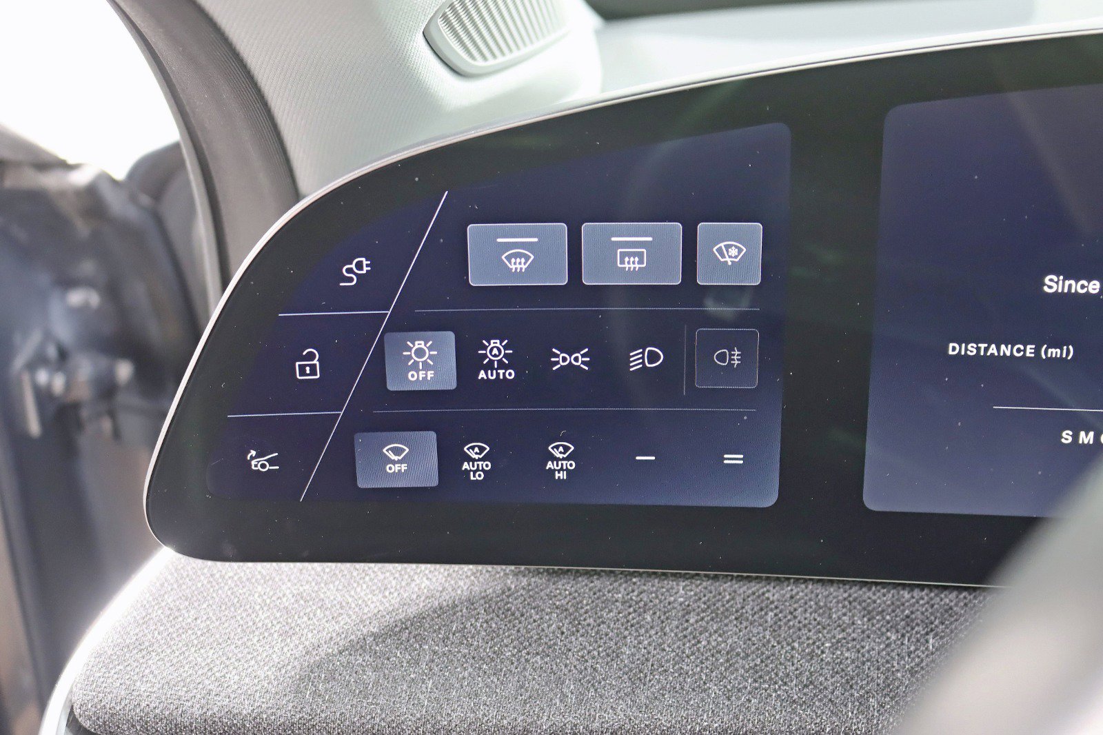 Used 2025 Lucid Air Pure image 17