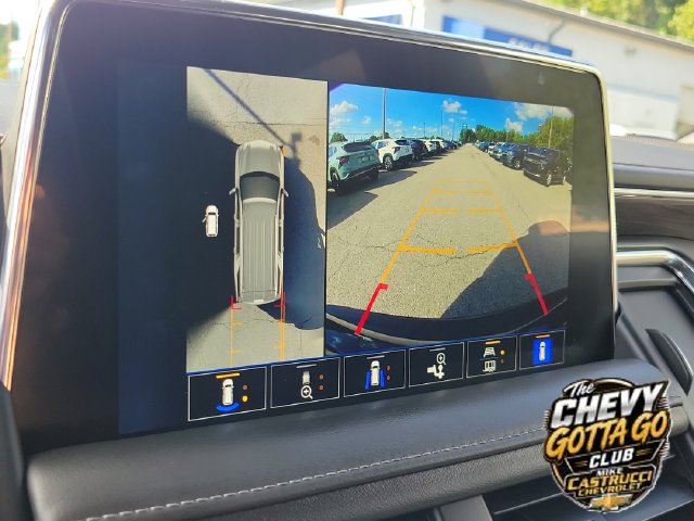 Used 2022 Chevrolet Tahoe LT w/ Luxury Package AWD/4WD image 15