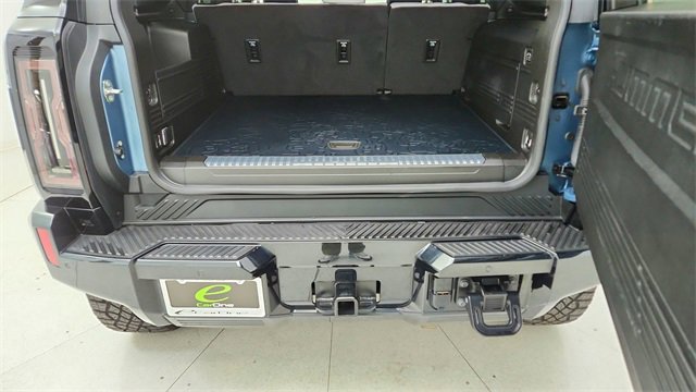 Used 2024 GMC Hummer EV 3X w/ Omega Edition image 14