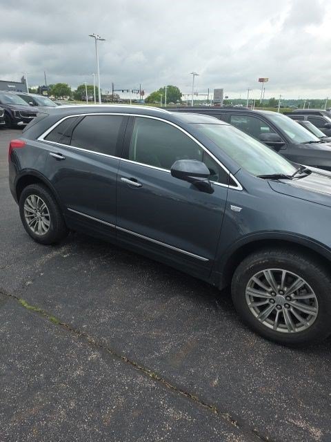 Used 2019 Cadillac XT5 Luxury AWD/4WD image 2
