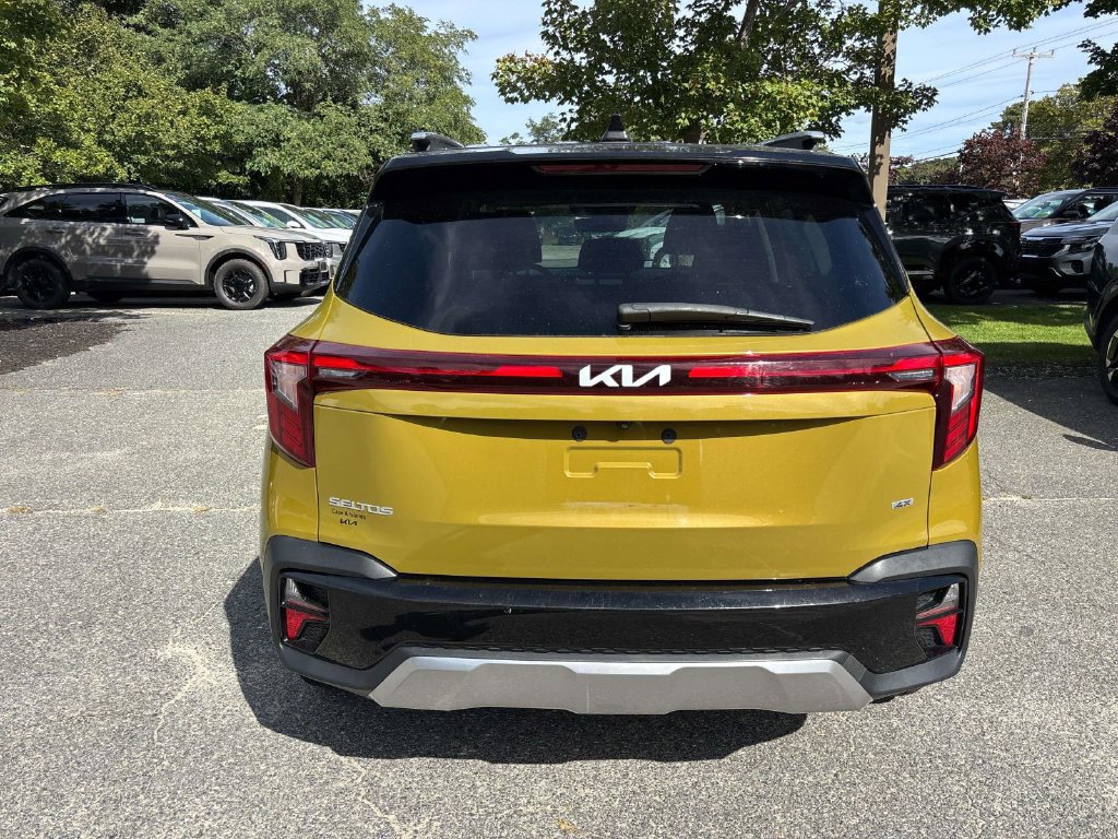 Certified 2024 Kia Seltos S AWD/4WD image 4