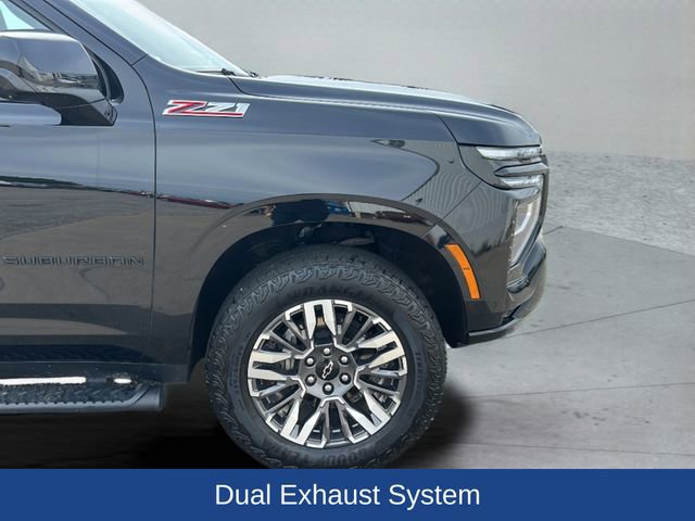 Used 2025 Chevrolet Suburban Z71 AWD/4WD image 32