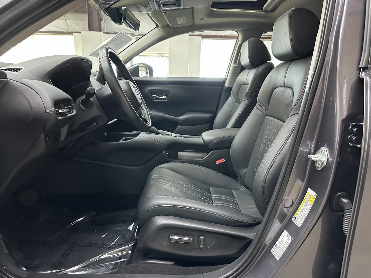 Used 2024 Honda HR-V EX-L image 11