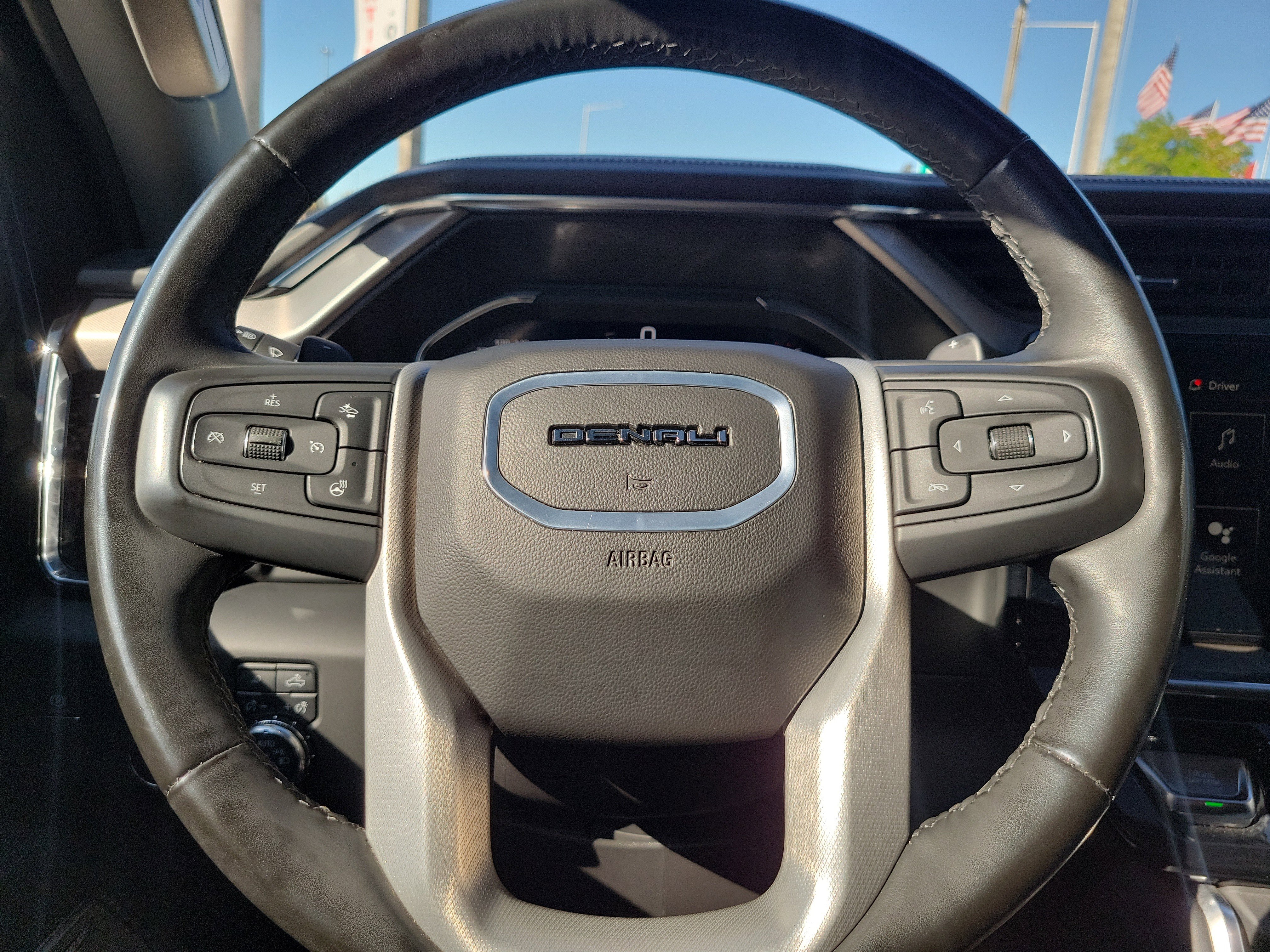 Used 2024 GMC Sierra 1500 Denali w/ Technology Package image 19