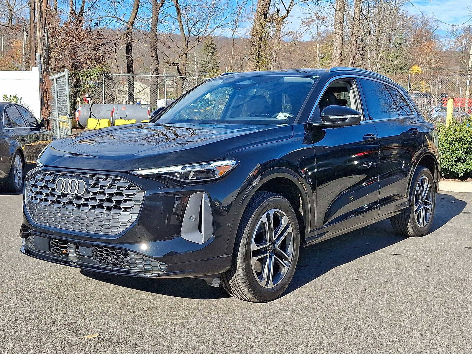 Certified 2025 Audi Q5 Premium Plus w/ Premium Plus