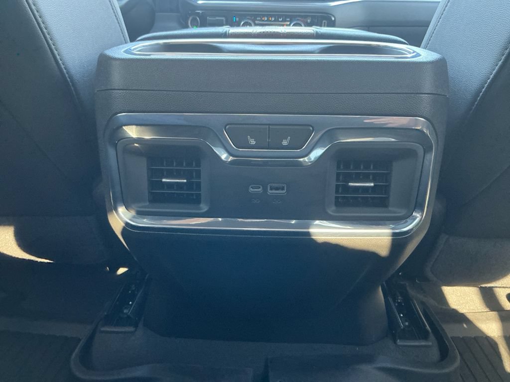 Used 2025 Chevrolet Silverado 1500 High Country w/ Technology Package AWD/4WD image 20