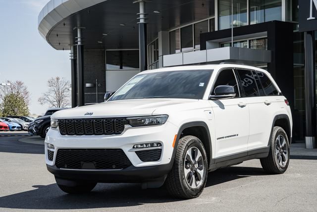 Used 2023 Jeep Grand Cherokee 4WD 4xe w/ Luxury Tech Group II image 3