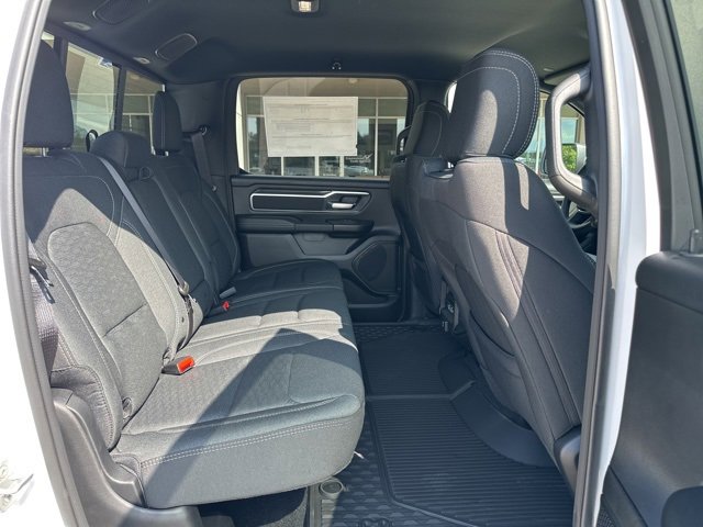 New 2026 RAM 1500 4x4 Crew Cab image 44