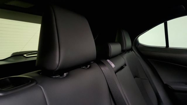 Used 2024 Lexus UX 250h F Sport FWD image 39